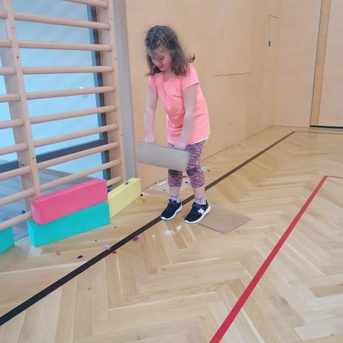 Frau Holle turnen1
