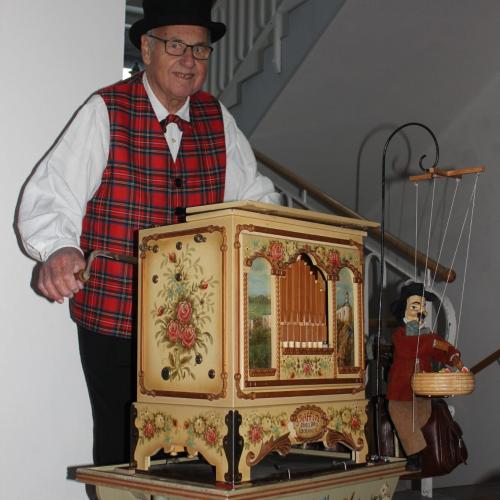 Nikolaus
